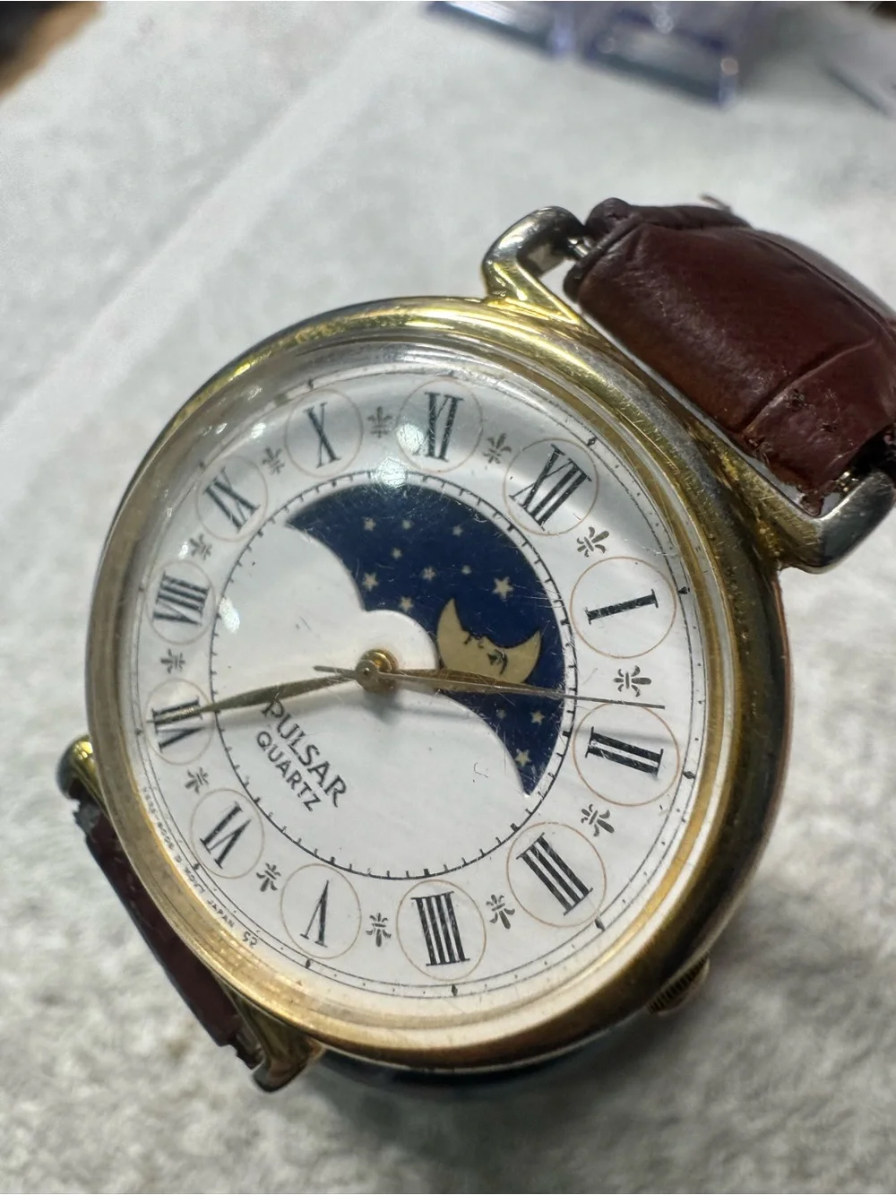Pulsar elegant quartz